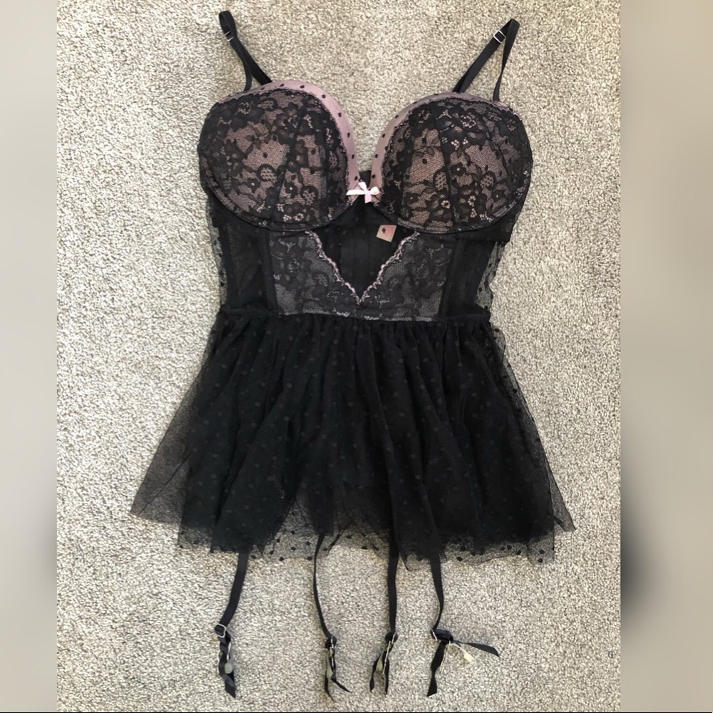 Victoria secret lingerie size 36D